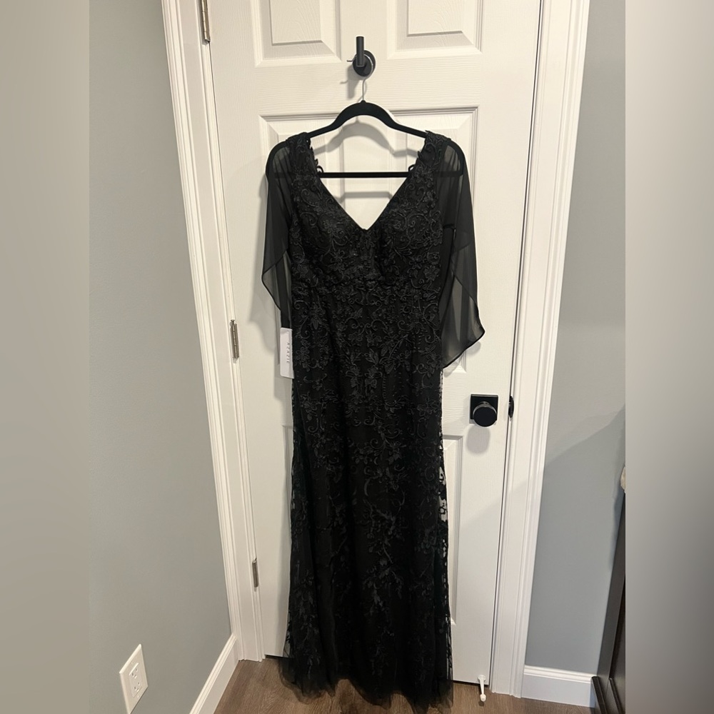 NEW Azazie Ferris dress